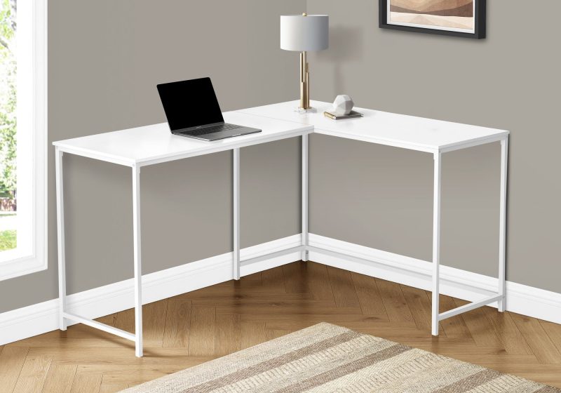 L-Shaped Basic Desk in White